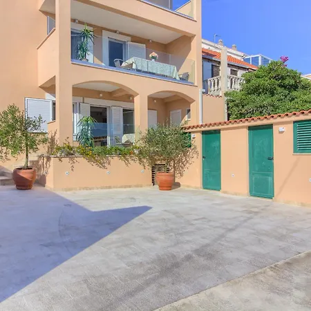 Arijana - Sunce Apartment *